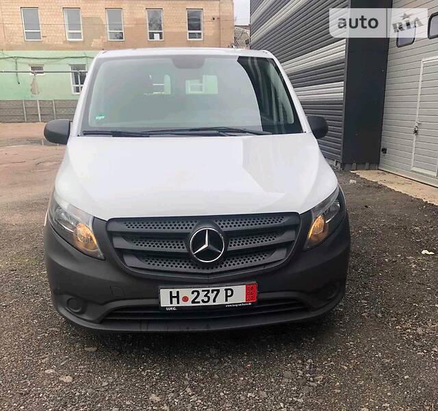 Грузопассажирский фургон Mercedes-Benz Vito 2017 в Казатине