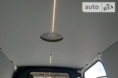 Вантажопасажирський фургон Mercedes-Benz Vito 2016 в 