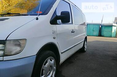 Грузопассажирский фургон Mercedes-Benz Vito 2001 в Кривом Роге