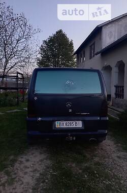 Мінівен Mercedes-Benz Vito 2002 в Чернівцях