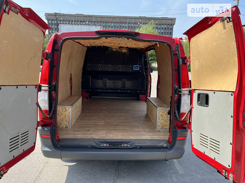 Грузовой фургон Mercedes-Benz Vito 2012 в Запорожье