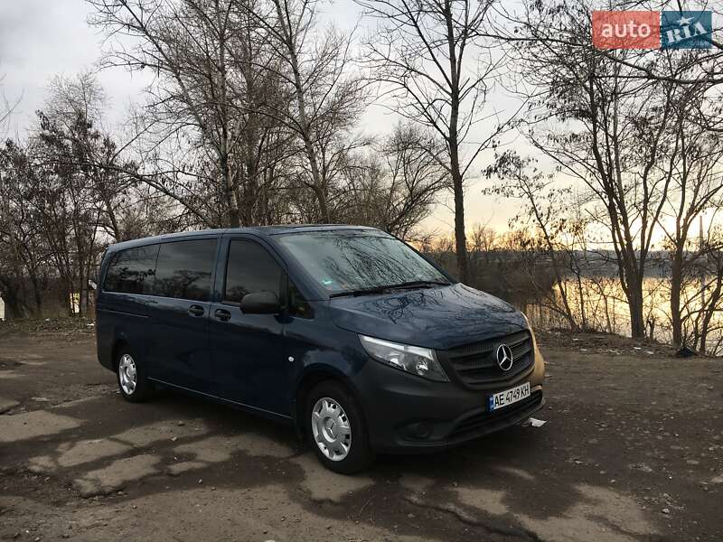 Мінівен Mercedes-Benz Vito 2015 в Дніпрі
