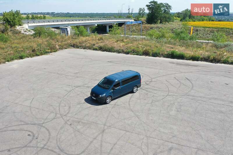 Мінівен Mercedes-Benz Vito 2015 в Дніпрі