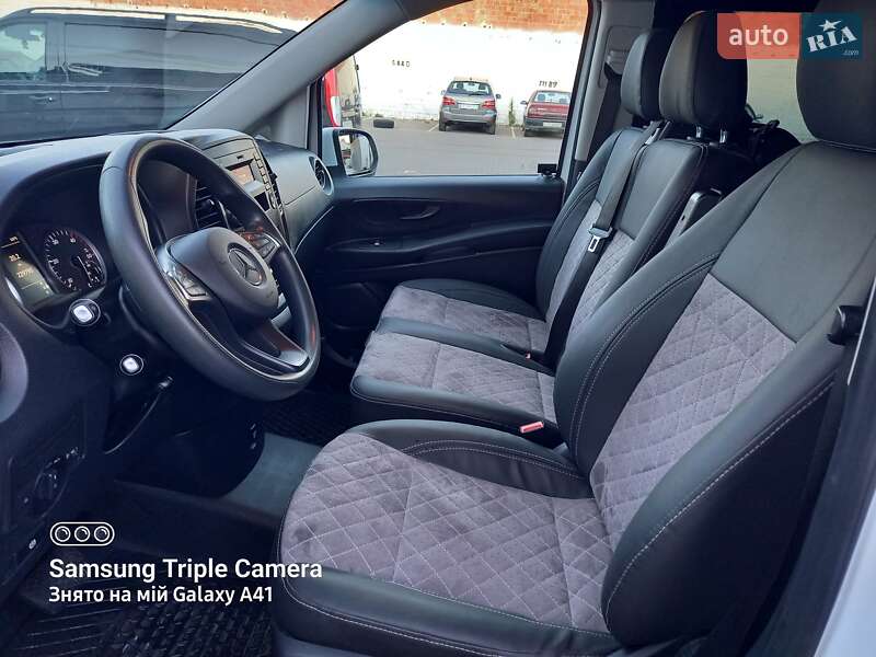 Минивэн Mercedes-Benz Vito 2018 в Черновцах