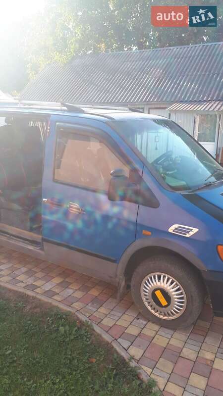 Минивэн Mercedes-Benz Vito 1998 в Вижнице