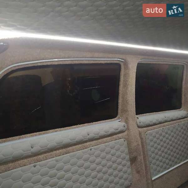 Минивэн Mercedes-Benz Vito 2004 в Межгорье