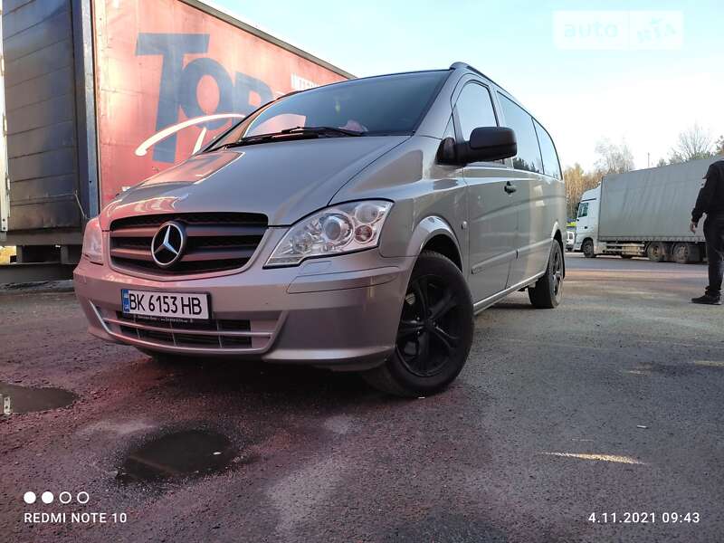 Мінівен Mercedes-Benz Vito 2012 в Рокитному