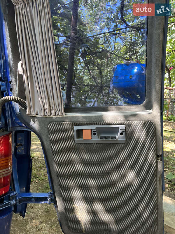 Минивэн Mercedes-Benz Vito 2001 в Ужгороде