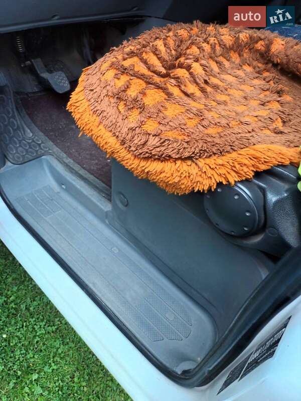 Минивэн Mercedes-Benz Vito 2006 в Львове