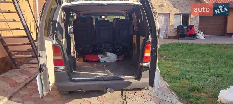 Минивэн Mercedes-Benz Vito 2001 в Снятине