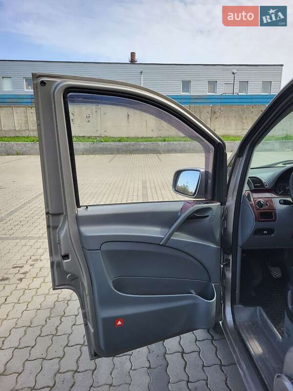 Мінівен Mercedes-Benz Vito 2010 в Сокалі