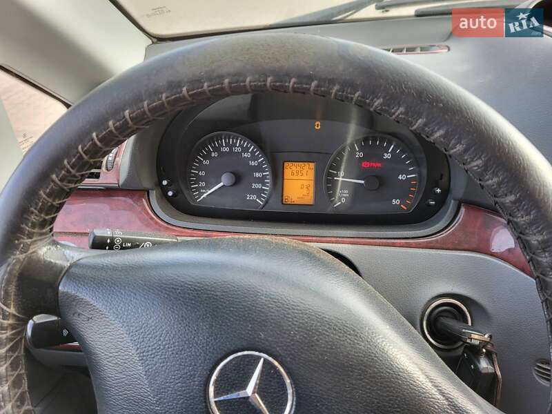 Мінівен Mercedes-Benz Vito 2010 в Сокалі