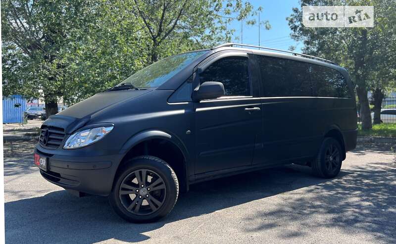 Минивэн Mercedes-Benz Vito 2009 в Киеве
