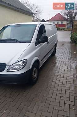 Грузовой фургон Mercedes-Benz Vito 2006 в Николаеве