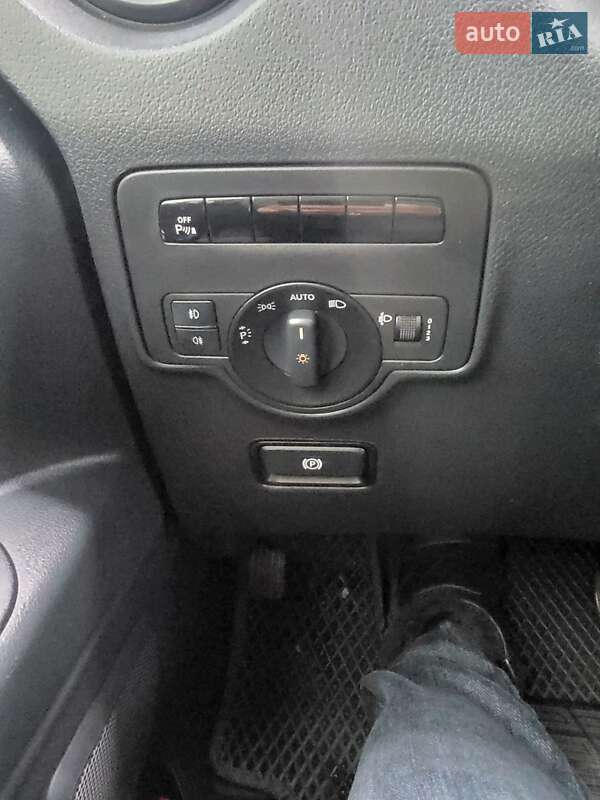 Минивэн Mercedes-Benz Vito 2015 в Полтаве