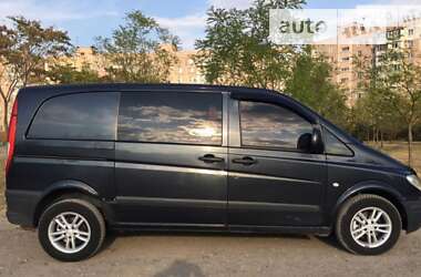 Грузопассажирский фургон Mercedes-Benz Vito 2005 в Киеве