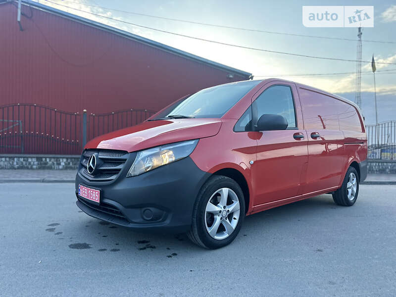 Вантажний фургон Mercedes-Benz Vito 2014 в Житомирі