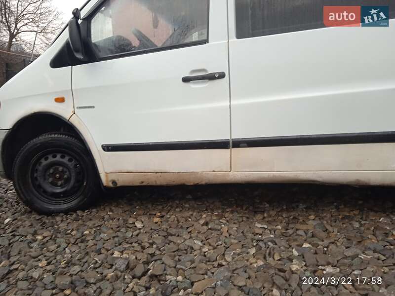 Мінівен Mercedes-Benz Vito 1998 в Ужгороді