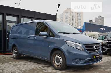Вантажний фургон Mercedes-Benz Vito 2020 в Києві