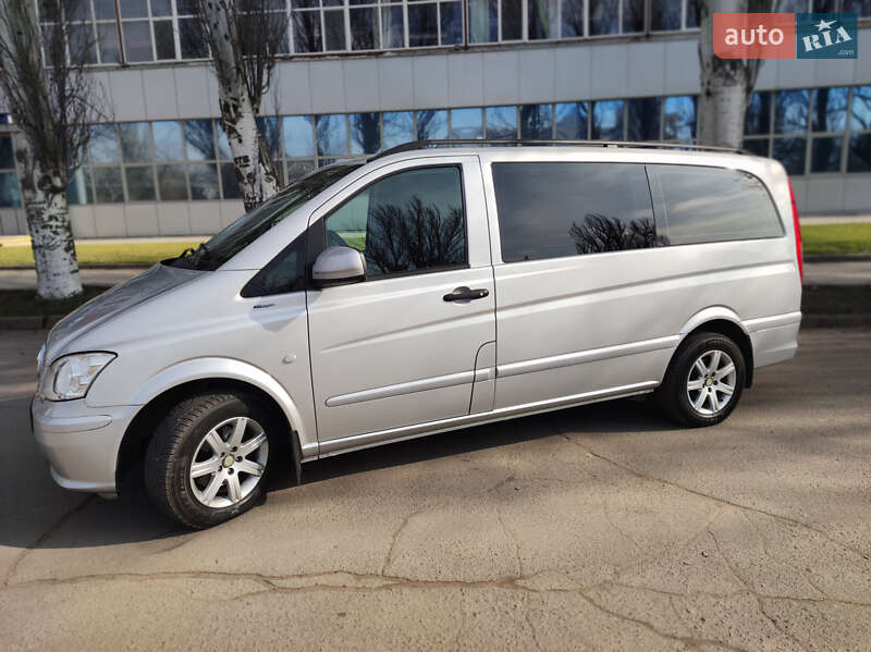 Минивэн Mercedes-Benz Vito 2010 в Николаеве