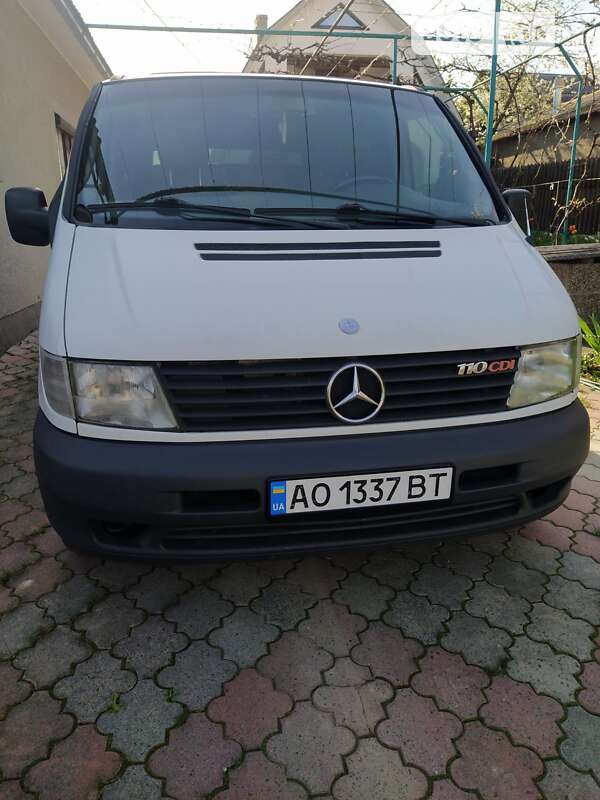 Мінівен Mercedes-Benz Vito 2001 в Тячеві