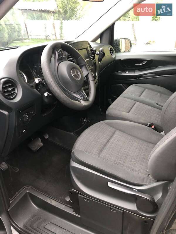 Минивэн Mercedes-Benz Vito 2017 в Кицмани фото 6 Минивэн Mercedes-Benz Vito 2017 в Кицмани
