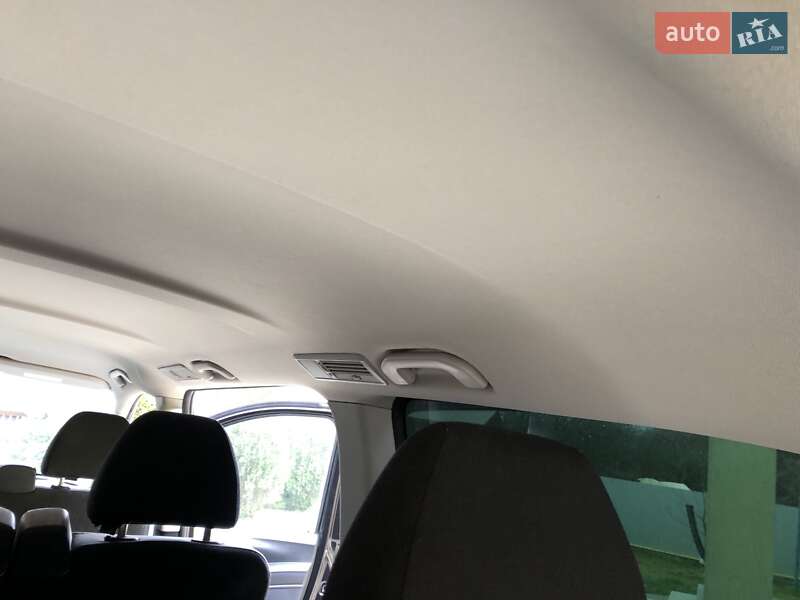 Минивэн Mercedes-Benz Vito 2017 в Кицмани фото 12 Минивэн Mercedes-Benz Vito 2017 в Кицмани