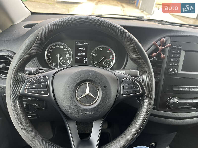 Мінівен Mercedes-Benz Vito 2015 в Ужгороді