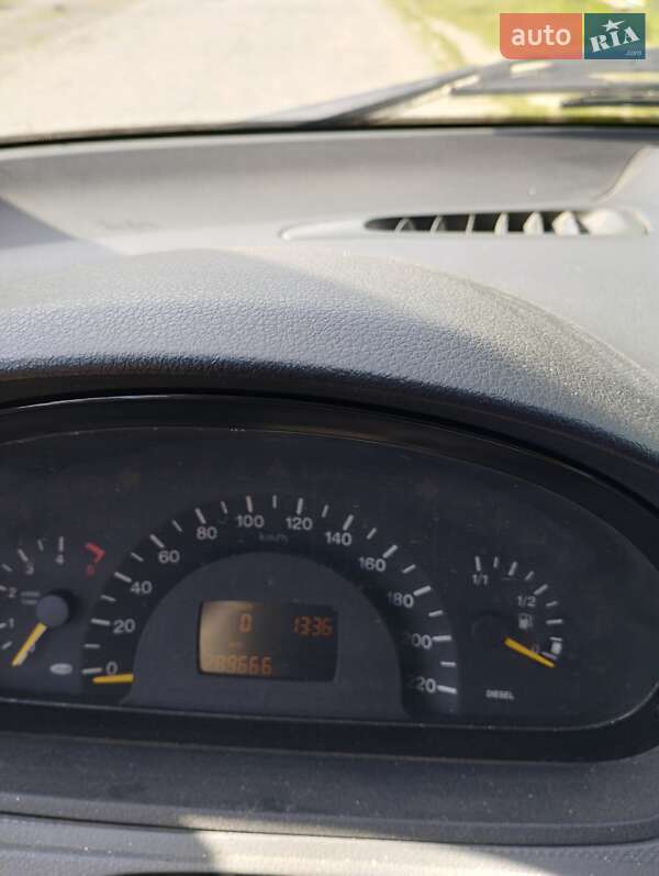 Минивэн Mercedes-Benz Vito 2005 в Каменец-Подольском