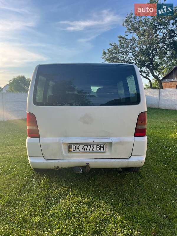 Минивэн Mercedes-Benz Vito 2001 в Ровно