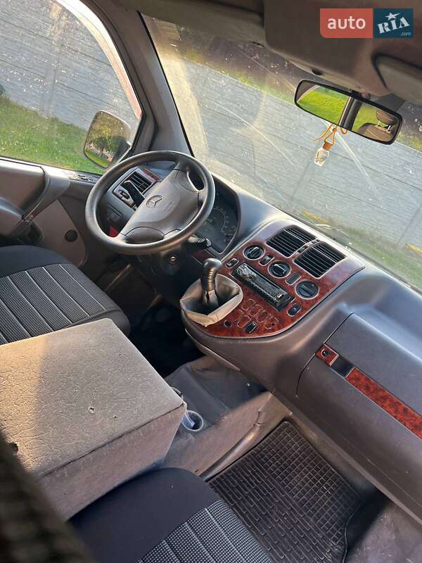 Минивэн Mercedes-Benz Vito 2001 в Ровно