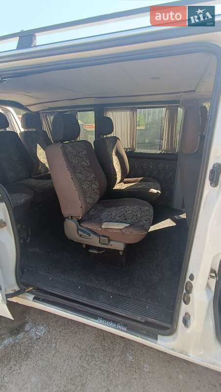 Минивэн Mercedes-Benz Vito 2001 в Черновцах
