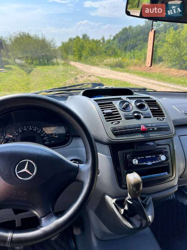Мінівен Mercedes-Benz Vito 2004 в Самборі