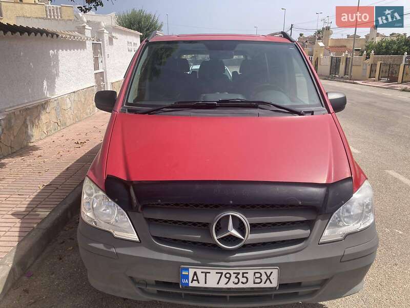 Минивэн Mercedes-Benz Vito 2012 в 