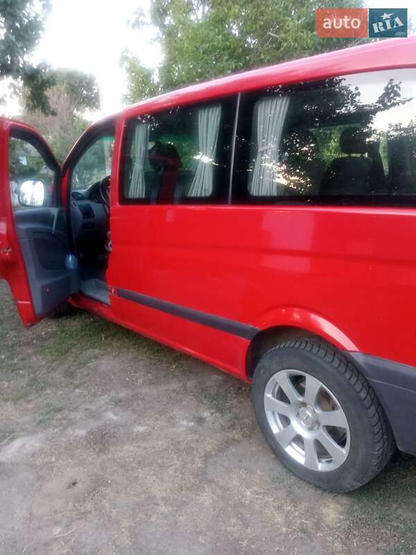 Минивэн Mercedes-Benz Vito 2007 в Великой Александровке