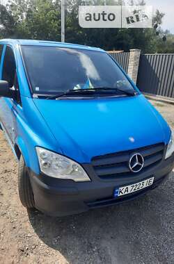 Вантажопасажирський фургон Mercedes-Benz Vito 2011 в Києві