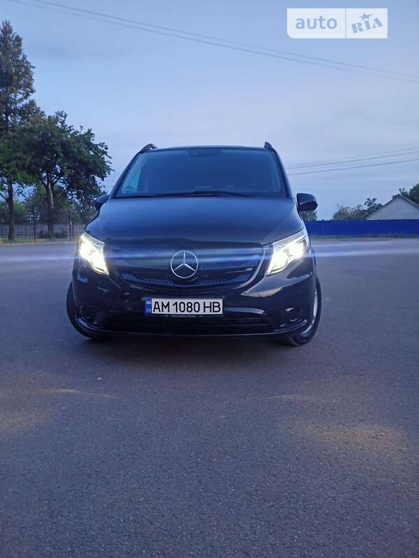 Минивэн Mercedes-Benz Vito 2017 в Борисполе