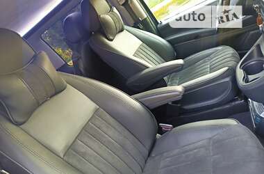 Минивэн Mercedes-Benz Vito 2017 в 