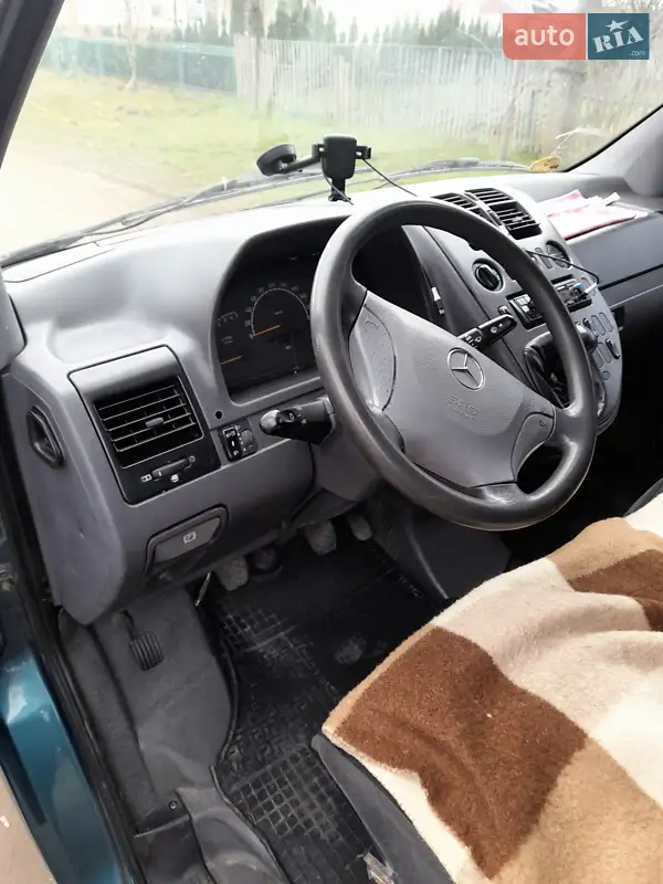 Mercedes-Benz Vito