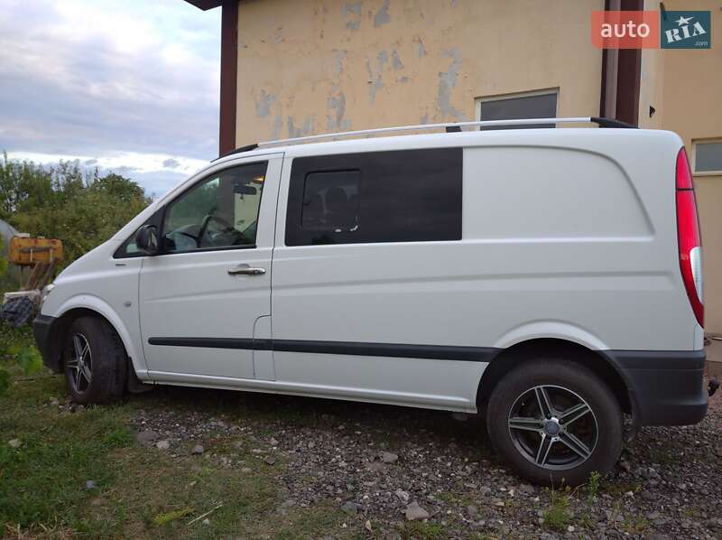 Грузопассажирский фургон Mercedes-Benz Vito 1998 в Киеве
