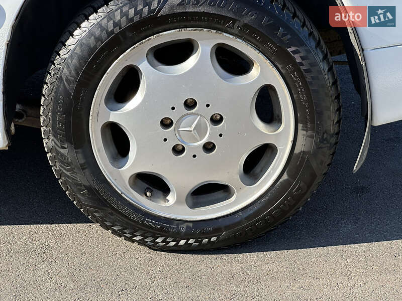 Минивэн Mercedes-Benz Vito 2001 в Киеве