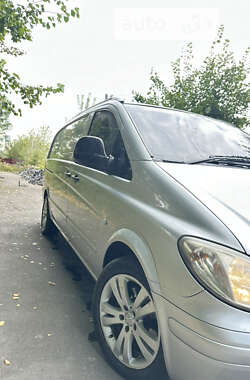 Грузовой фургон Mercedes-Benz Vito 2005 в Костополе