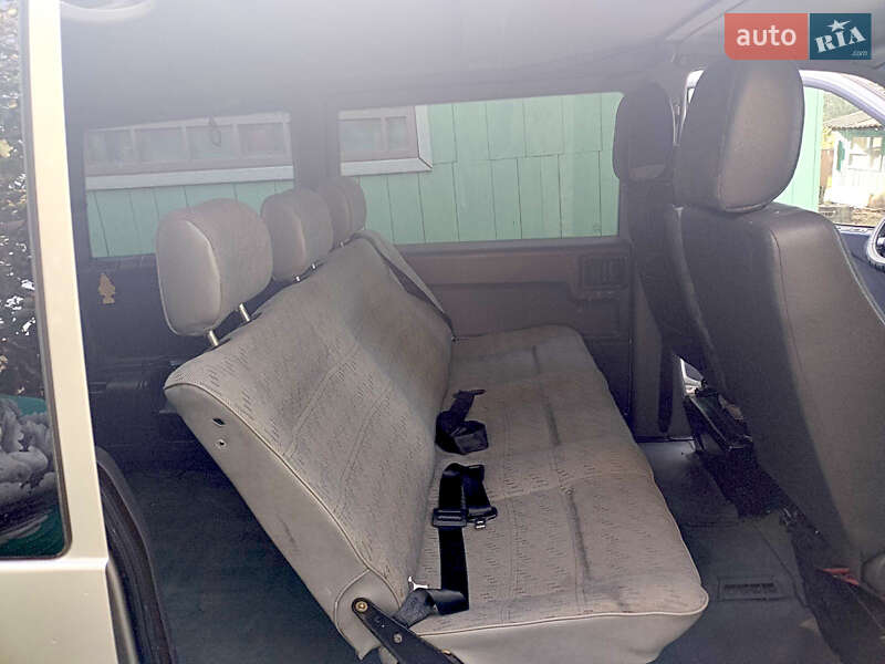 Минивэн Mercedes-Benz Vito 2003 в Владимире фото 11 Минивэн Mercedes-Benz Vito 2003 в Владимире