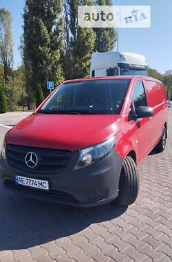 Грузовой фургон Mercedes-Benz Vito 2016 в Кременчуге