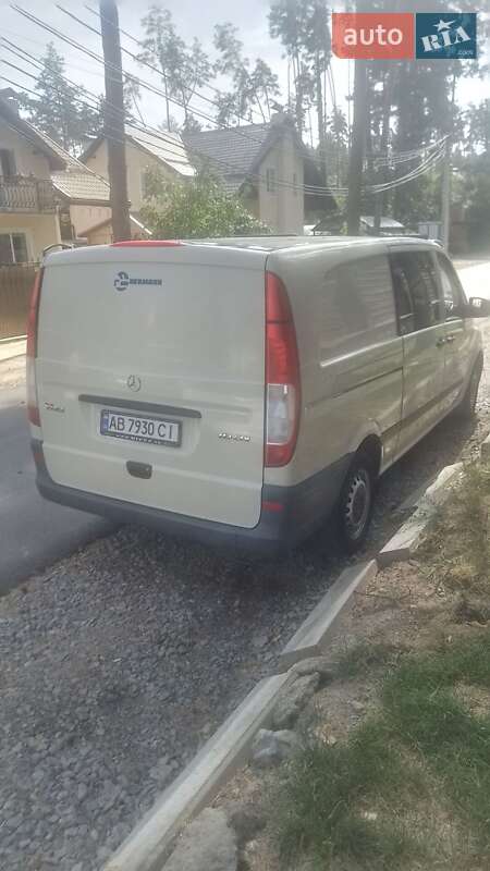 Вантажний фургон Mercedes-Benz Vito 2011 в Бучі
