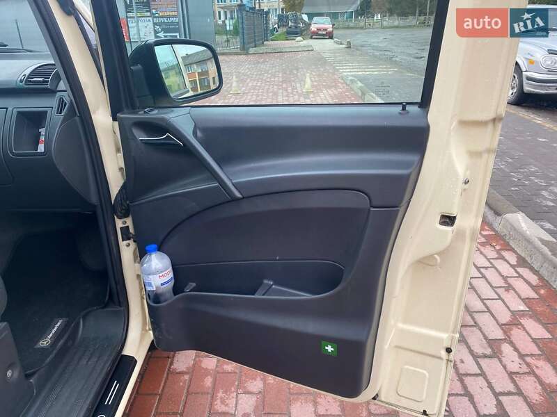 Минивэн Mercedes-Benz Vito 2011 в Рокитном