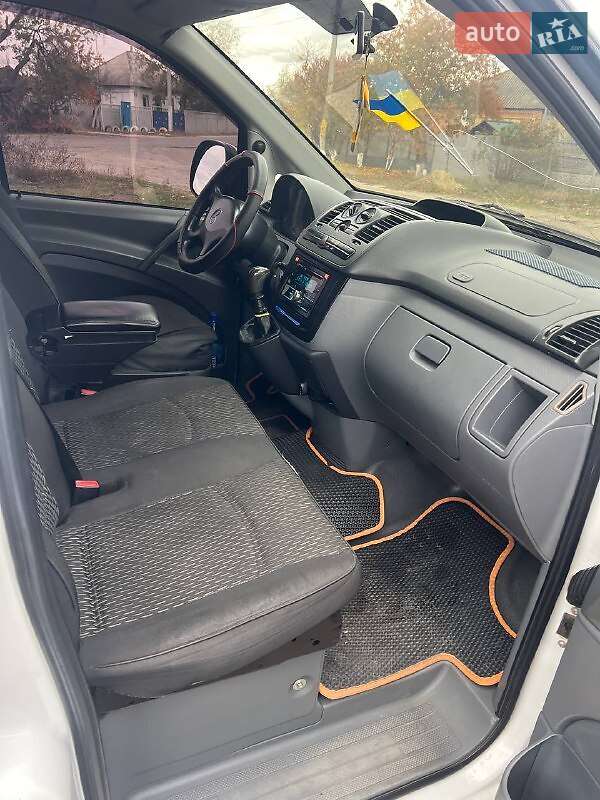 Минивэн Mercedes-Benz Vito 2006 в Балаклее