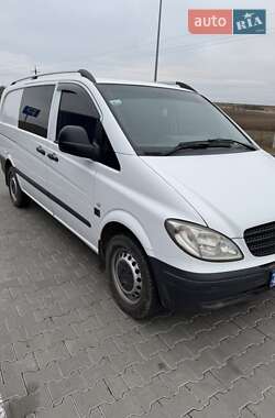 Грузовой фургон Mercedes-Benz Vito 2009 в 