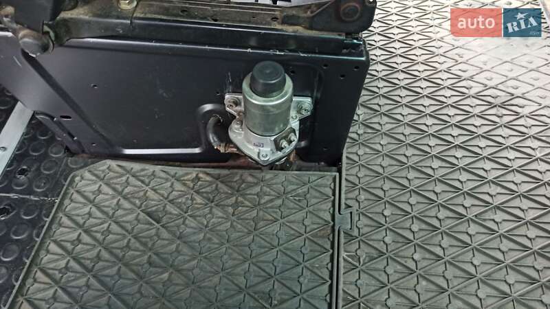 Минивэн Mercedes-Benz Vito 1999 в Дымере фото 10 Минивэн Mercedes-Benz Vito 1999 в Дымере