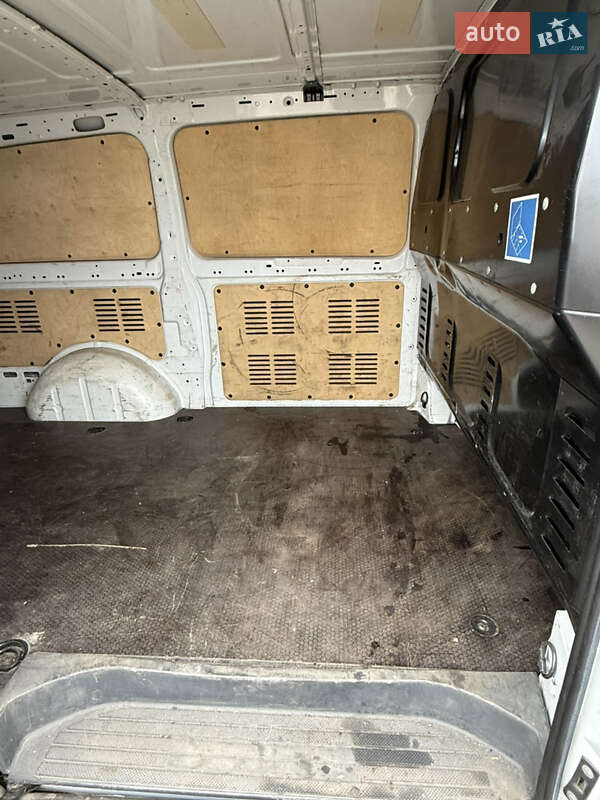 Грузовой фургон Mercedes-Benz Vito 2011 в Запорожье
